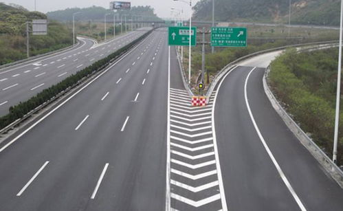 led交通信號(hào)燈 青島交通信號(hào)燈 路正交通 查看
